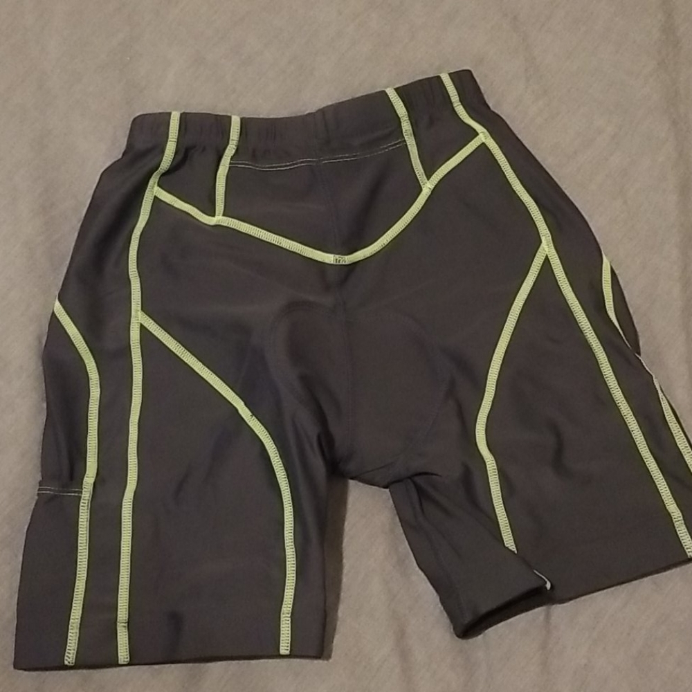 2XU Tri Short - Picture 2 of 3